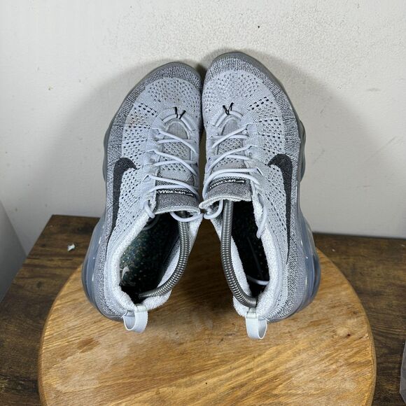Nike Air Vapormax Flyknit 2023 Shoes Mens Size 11 Gray Black Running DV1678-004 - Picture 6 of 8